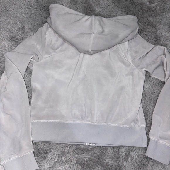Juicy Couture Light Gray Velour Zip Hoodie with Branded Trim - Picture 2 of 3